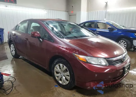 2012 Honda Civic Lx z USA, uszkodzony, nr VIN 19XFB2F53CE051684